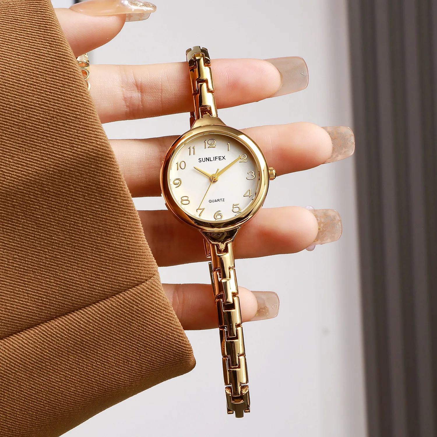 Women'S Bracelet Watch, High-End DesignElegant And SophisticatedSimple And VersatileQuartz Movement, A Creative Gift For Women.
