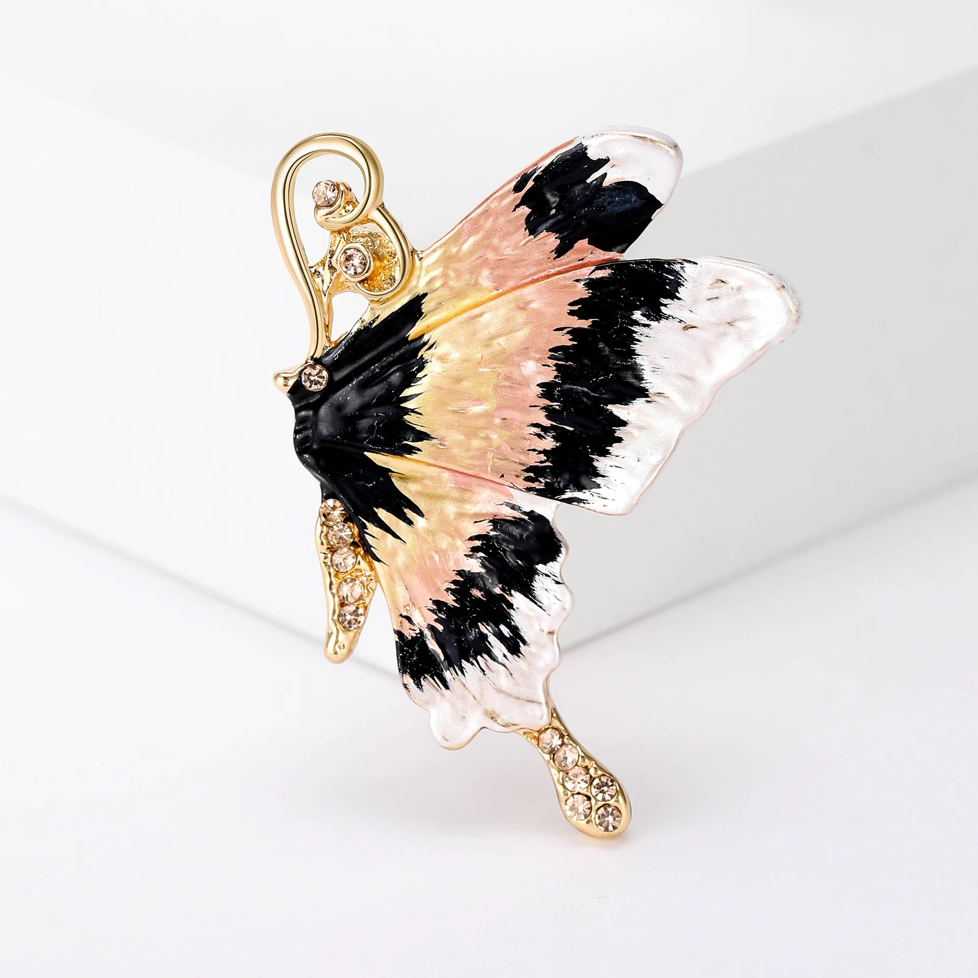 Hot Sale - Temperament Enamel Painted Butterfly Brooch Niche Design Fashion Pin Buckle Shawl Coat Shirt Suit Accessories Female