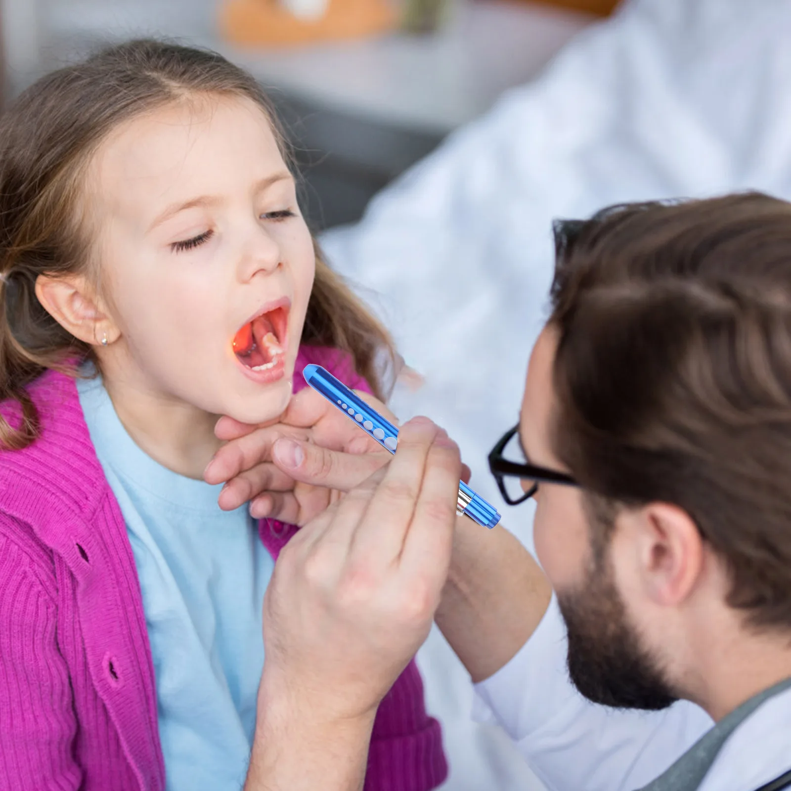 

3Pcs LED Set Random Color 135Cm Extra Bright Reusable Diagnostic Pocket Clip Perfect for Nurses Medical Use