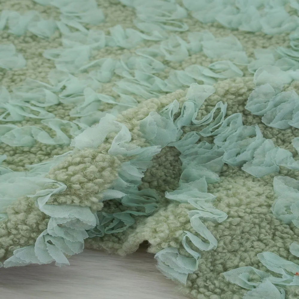 

Winter 3D Three-dimensional Rose Fabric Thick Imitation Lamb Plush Fabric 150x50cm DIY Sewing Accessories Clothing Coat Fabric