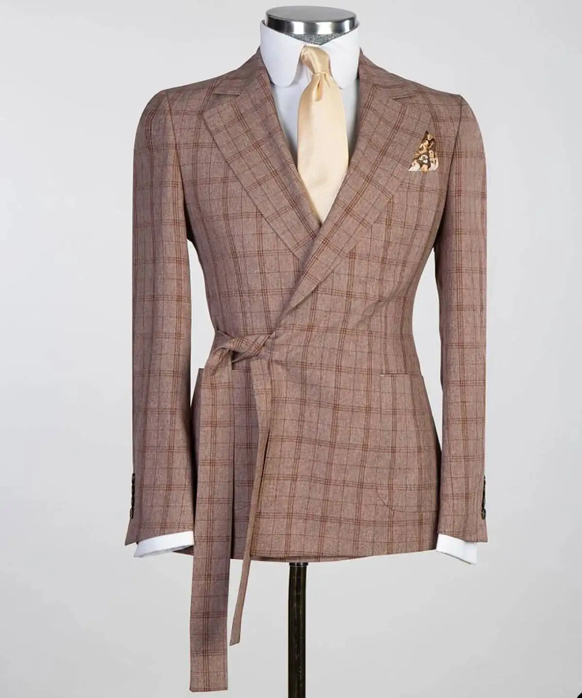 Modern Men's Suits 2 Pieces Peaked Lapel Blazer Pants With Belt Plaid Stripes Slim Fit Wedding Customized Plus Size Summer