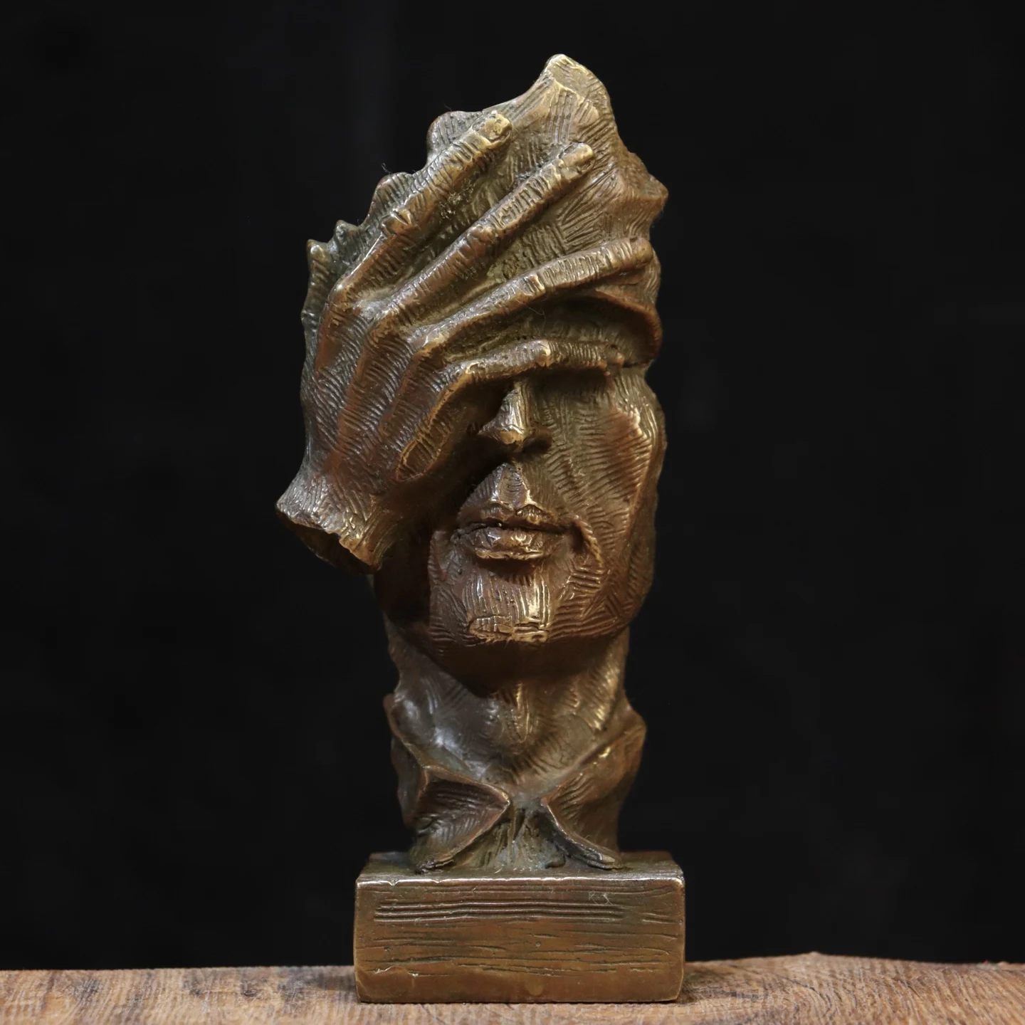 Brass Half body statue of a person Cover your face with your hands Art Silence is golden. Don't look Ornaments
