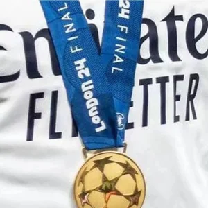 أفضل 5 مبيعات لميداليات دوري أبطال أوروبا - رقم 2