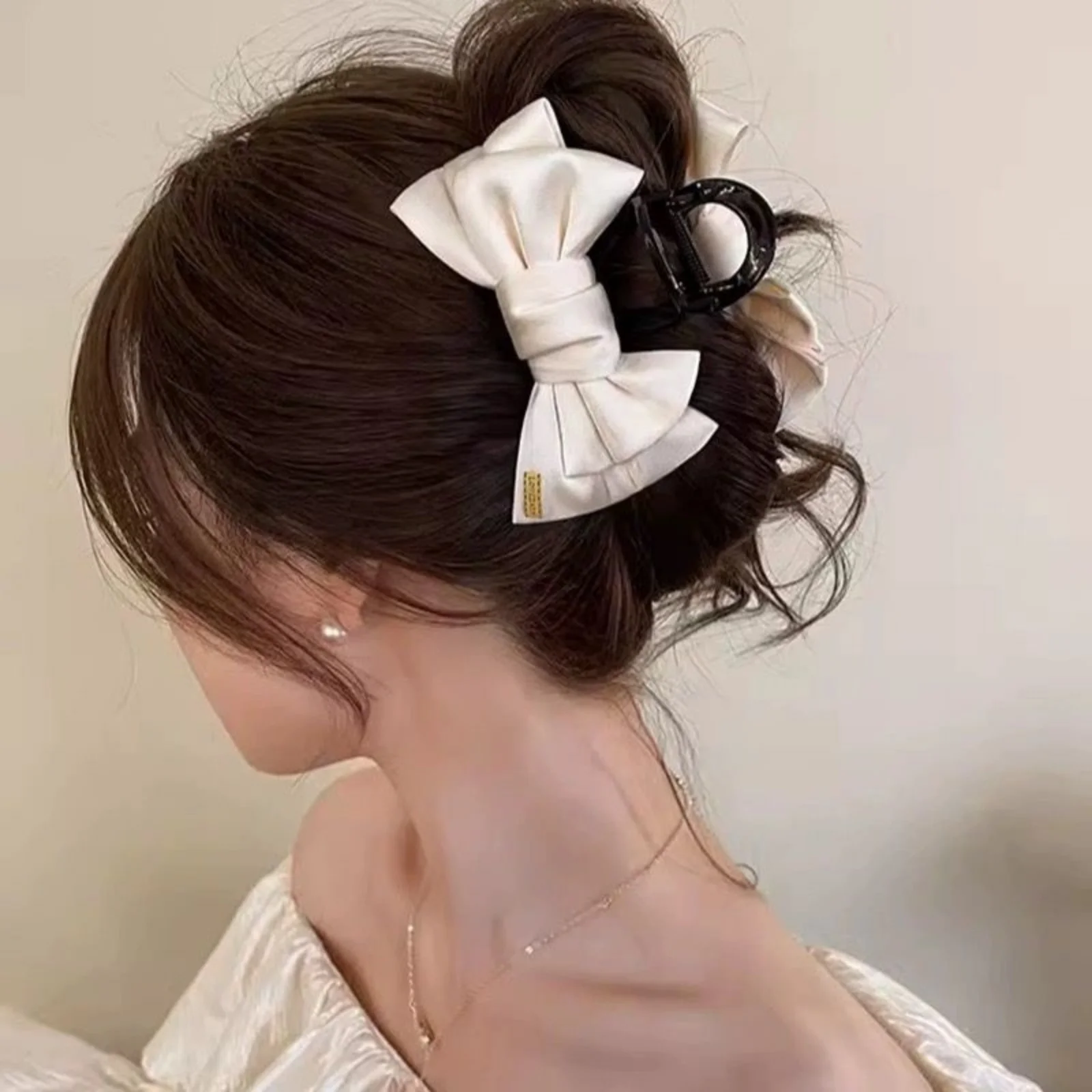 قطعة واحدة من مشابك شعر القوس الأنيقة، مشابك شعر كبيرة من الساتان، إكسسوارات شعر عصرية باللون الأسود والأبيض للنساء، مقابض للشعر يوميًا #2