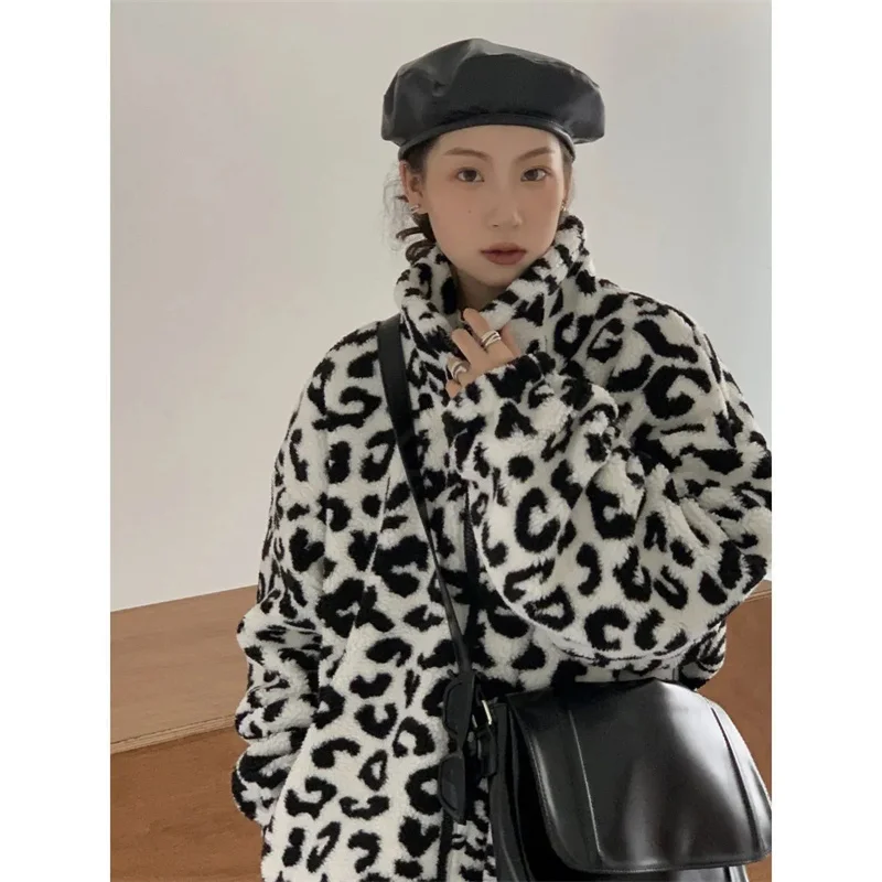 Zebra Print Female Two-Sided Lamb Wool Coat 2022 Winter Women's New All-match Cotton Coat Women's Loose Thickening Commuter W531