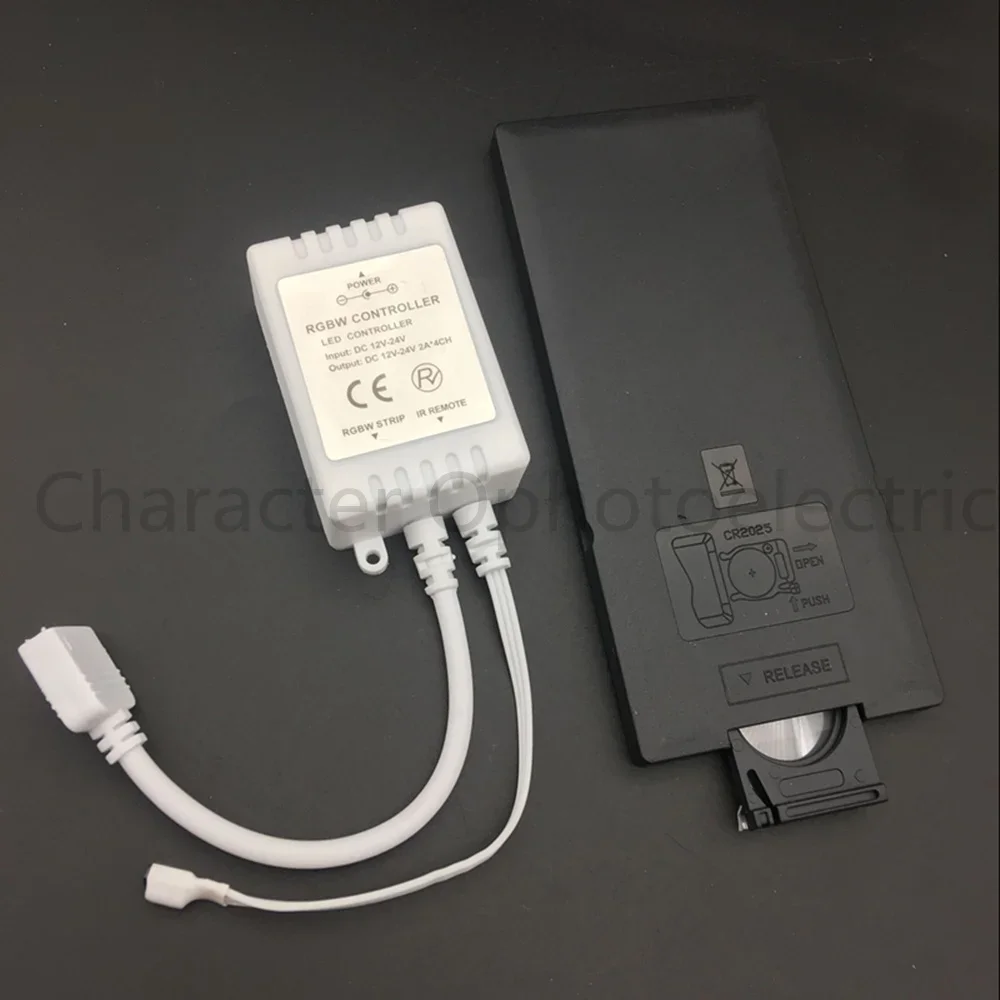 RGBW LED Controller DC12V 40Key IR Remote Controller for RGBW or RGBWW LED Strip Lights.