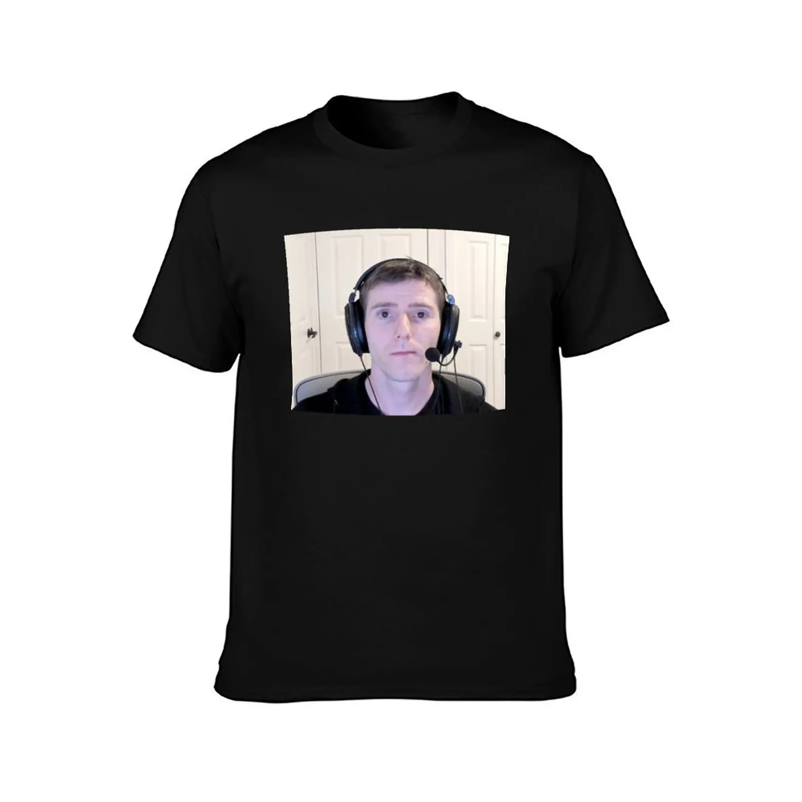 Linus tech tips meme face T-Shirt Classic Crew Neck Cotton T-Shirt
