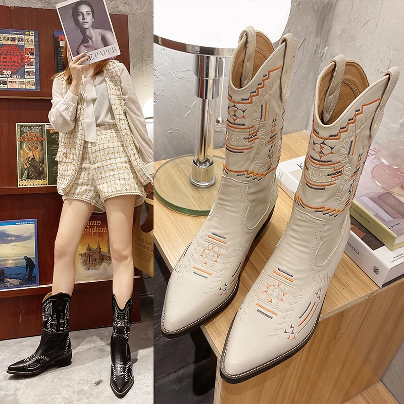 

New Fashion Chunky Heel Western Cowboy Boots for Women Embroidered Short Boots Pointed Toe Retro Fashion Boots High Quality