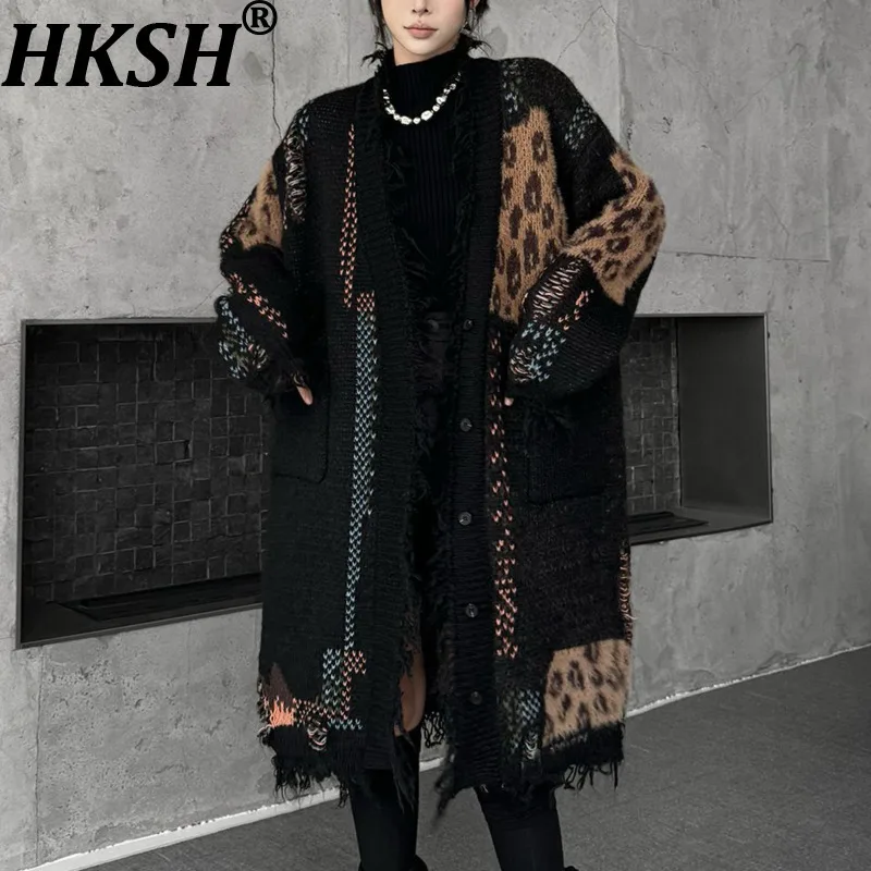 

HKSH Autumn Winter New Women Sweater Printed Patchwork Single Breasted Pockets V-neck Distressed Retro Knitted Cardigans HK17195