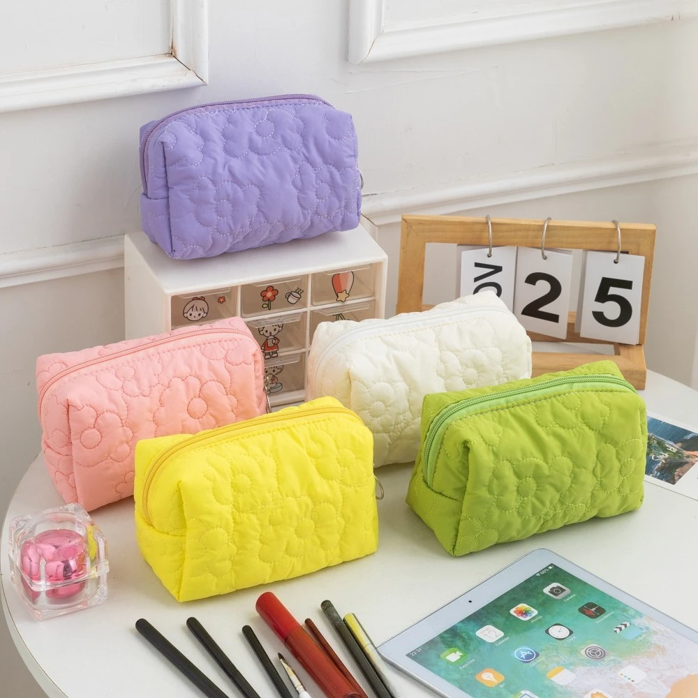 

New Large Capacity Candy Color Cosmetic Bag, Quilted Flower Makeup Organizer, Portable Toiletry Pouch & Women's Handbag