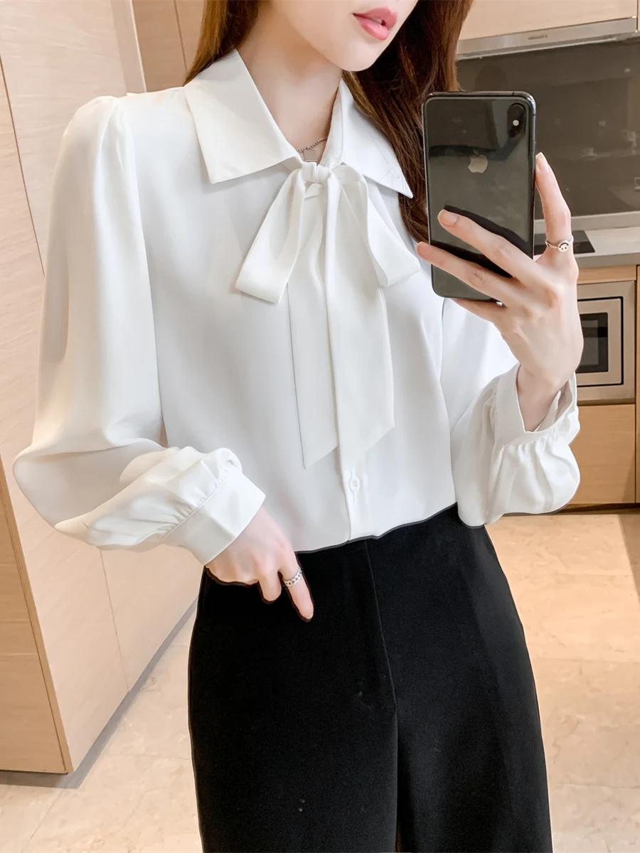 

Women Fashion with Pocket Loose Linen Shirts Vintage Long Sleeve Button-up Female Blouses Blusas Chic Tops Bow Collar S27