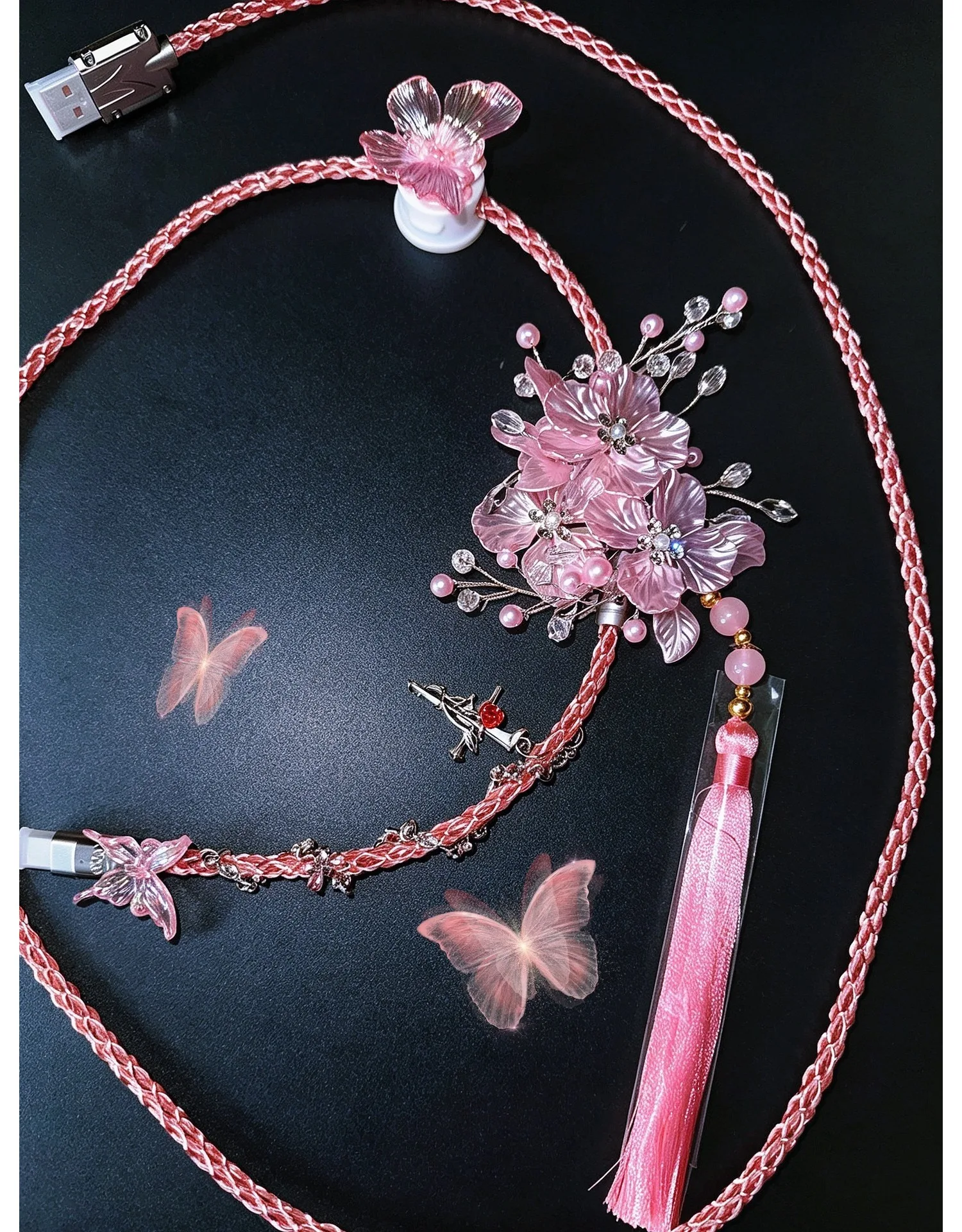 Bloom Pink Keyboard Aviation Plug Cable 8k USB-Type C 1.3m Flower Keyboard Cable Desktop Decoration Keyboard Cable Accessories