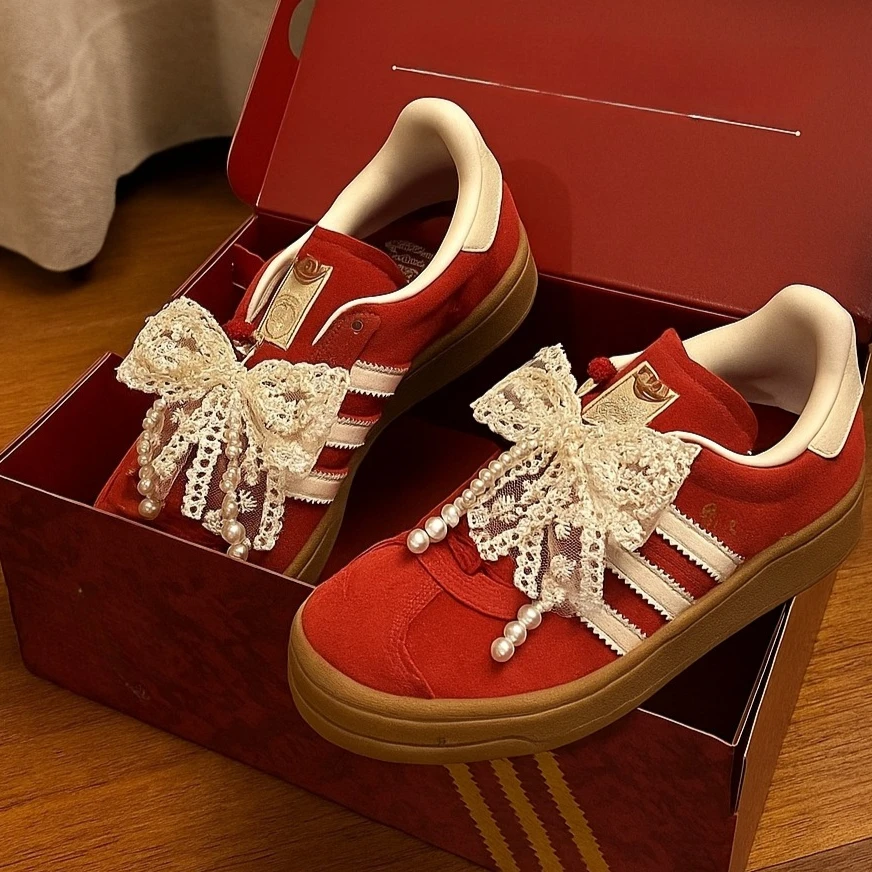 Lacci per scarpe alla moda Clip Decorazioni con fibbia Strass Gemma di perle Scarpe casual con fiori Accessori Ciondoli per scarpe da ginnastica 2 pezzi
