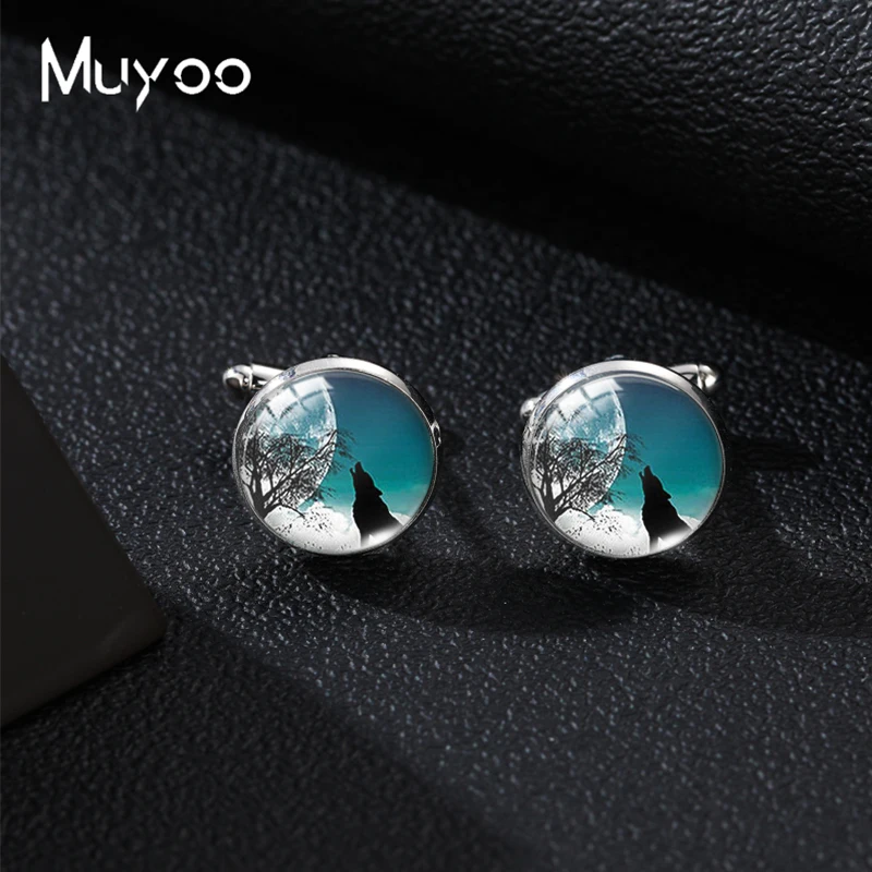 2023 New Arrival Fashion Wolf and Colorful Full Moon Glass Dome Round Cufflinks Mens Handmade Jewelry Cufflinks