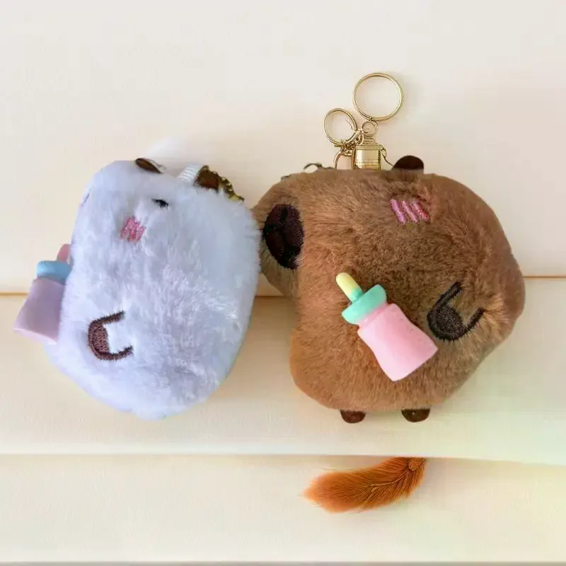 Portachiavi con bambola di pezza capibara cartone animato, ciondolo in morbido peluche per zaini e chiavi della macchina, regalo perfetto per bambini