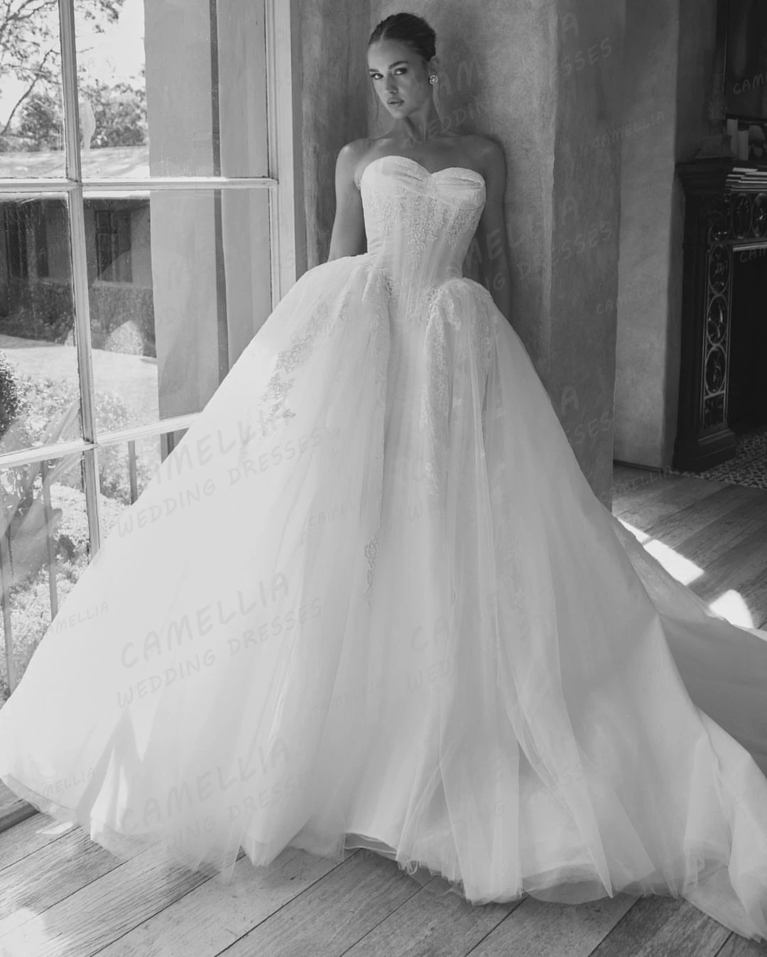 Simple Appliques Boho Wedding Dresses A Line Women Sexy Sweetheart Fluffy Bridal Gowns Sleeveless Vestidos De Novia Customized