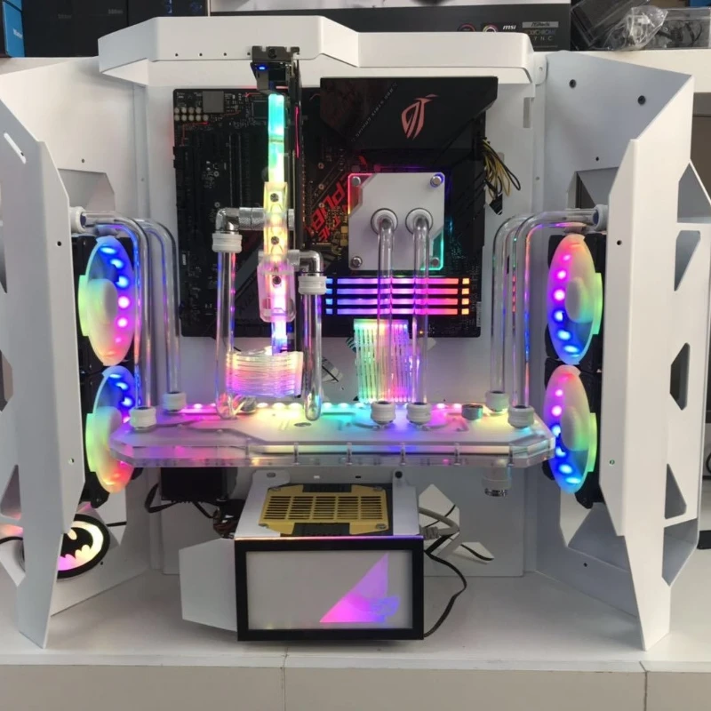 Split water-cooled chassis