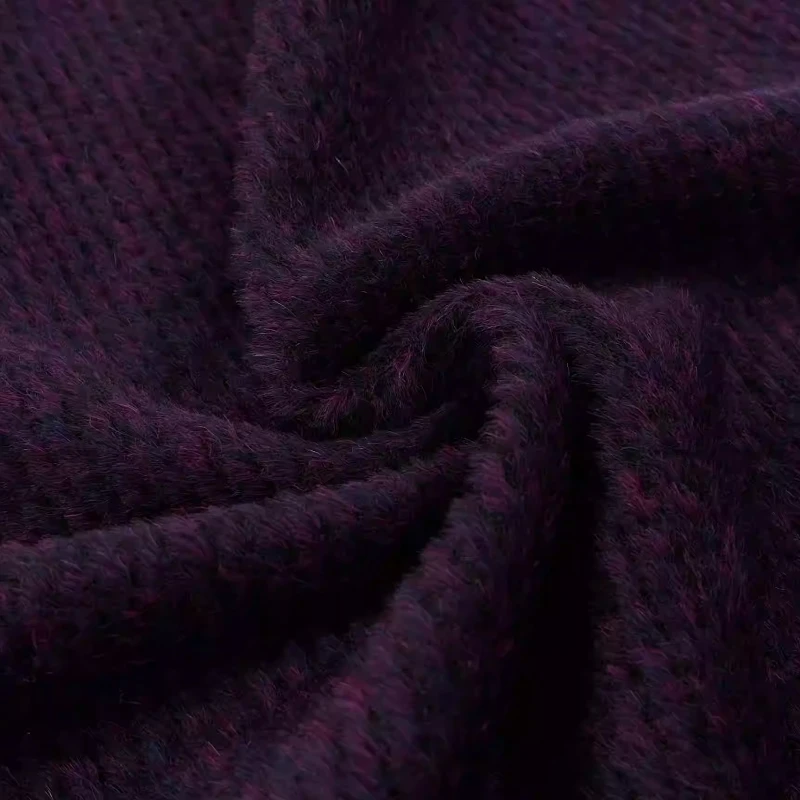 

Глубокий бордовый шерсть альпаки, саржевая ткань, длинный ворс, гладкая текстура, дизайн, плащ, пальто, материал, осень-зима, роскошная верхняя одежда, текстиль