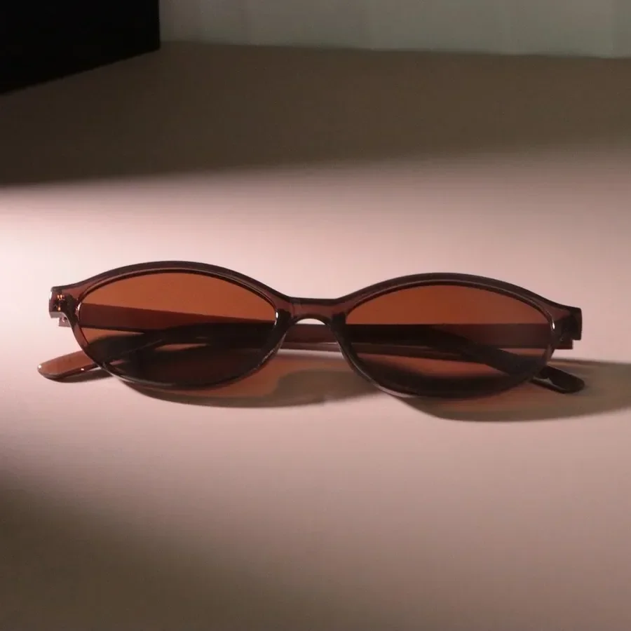 Stilvolle Cat Eye Sonnenbrille Frauen Männer Vintage Marke Spiegel Objektiv Einfache Sonnenbrille Weiblich Männlich Coole Farben Oculos De Sol