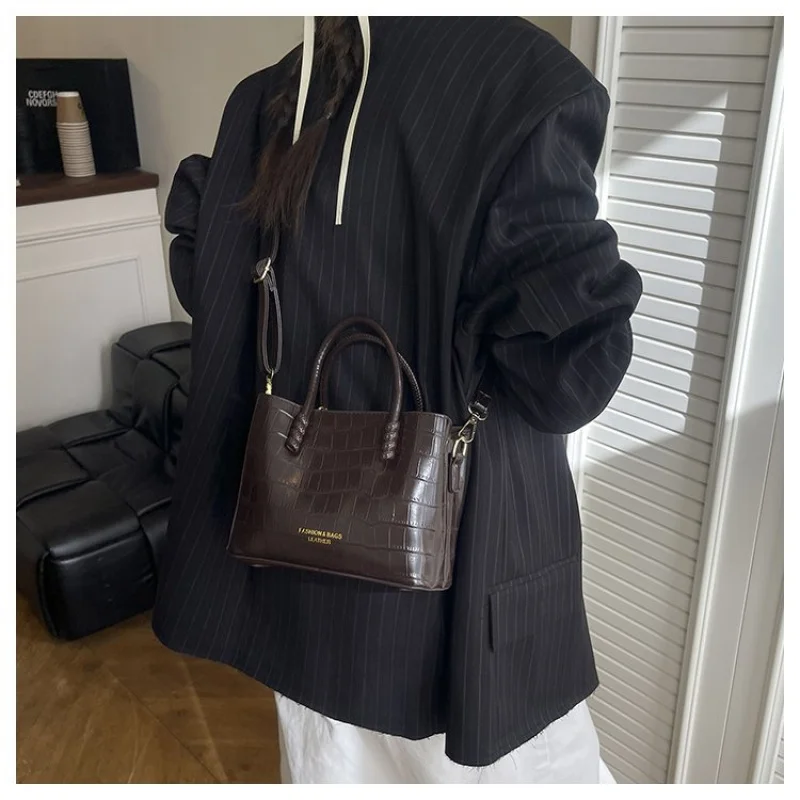 

Trendy Design Classic Elegant Women Handbag High End Leather Casual Simple Vintage Luxury Ladies Crossbody Tote Bag