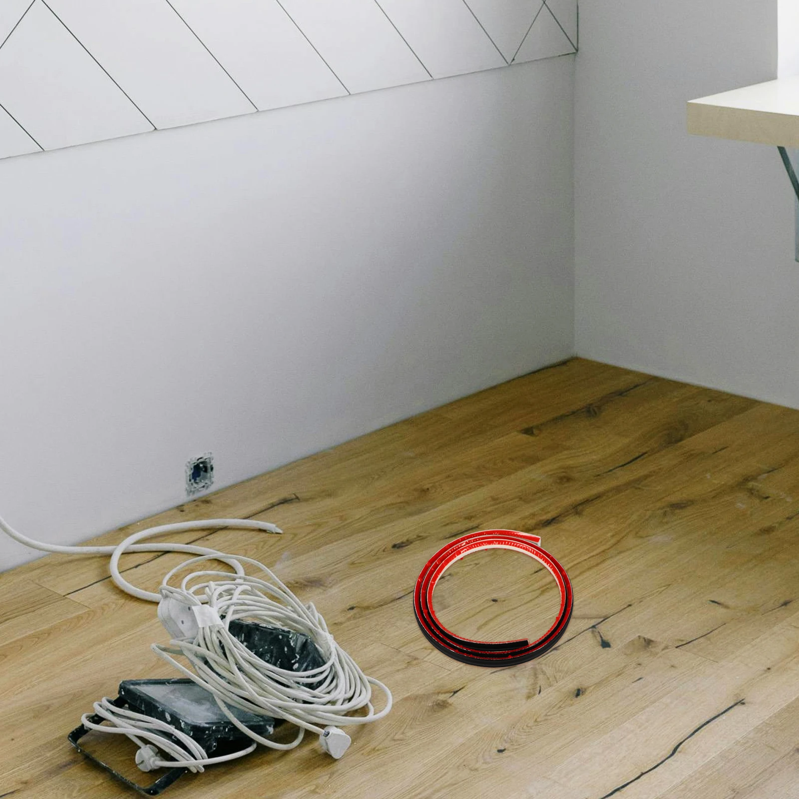 

1 Roll PVC Wall Corner Molding Trim Self Adhesive Peel and Stick for Modern Home Office Hotel Decor Flexible Caulk Tape Edging