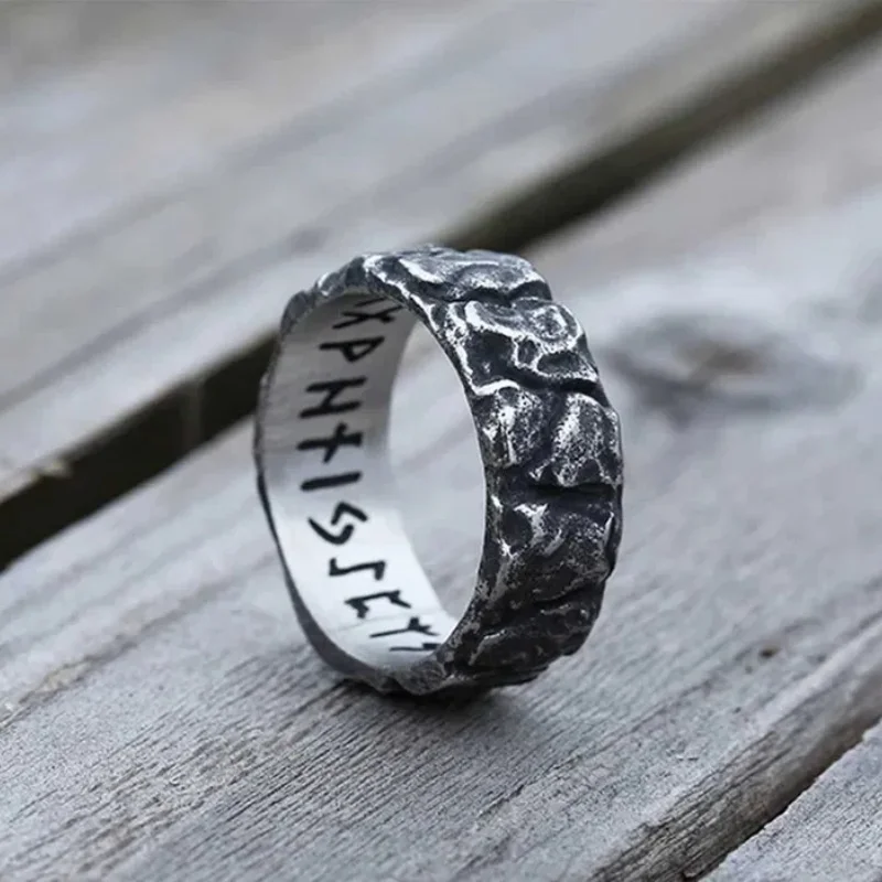 وصول جديد تصميم فريد من نوعه الفولاذ المقاوم للصدأ فايكنغ جولة روك الدائري فايكنغ رون تميمة خمر مجوهرات هدية