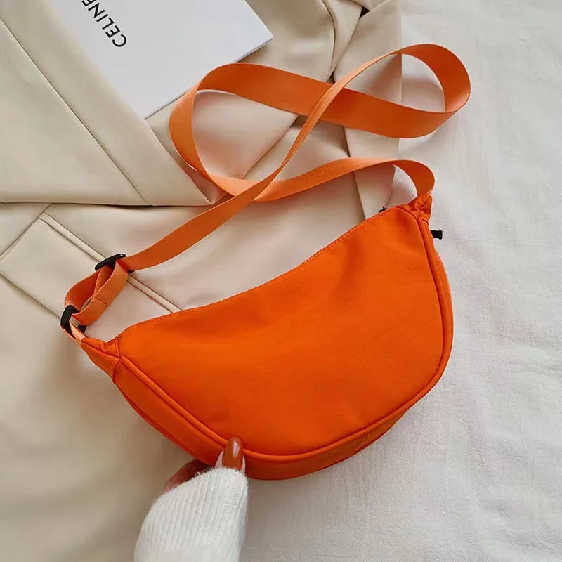 

Polyester crossbody bag for women, 2021 new style, trendy dumpling bag, lightweight small crossbody bag, underarm bag, simple si