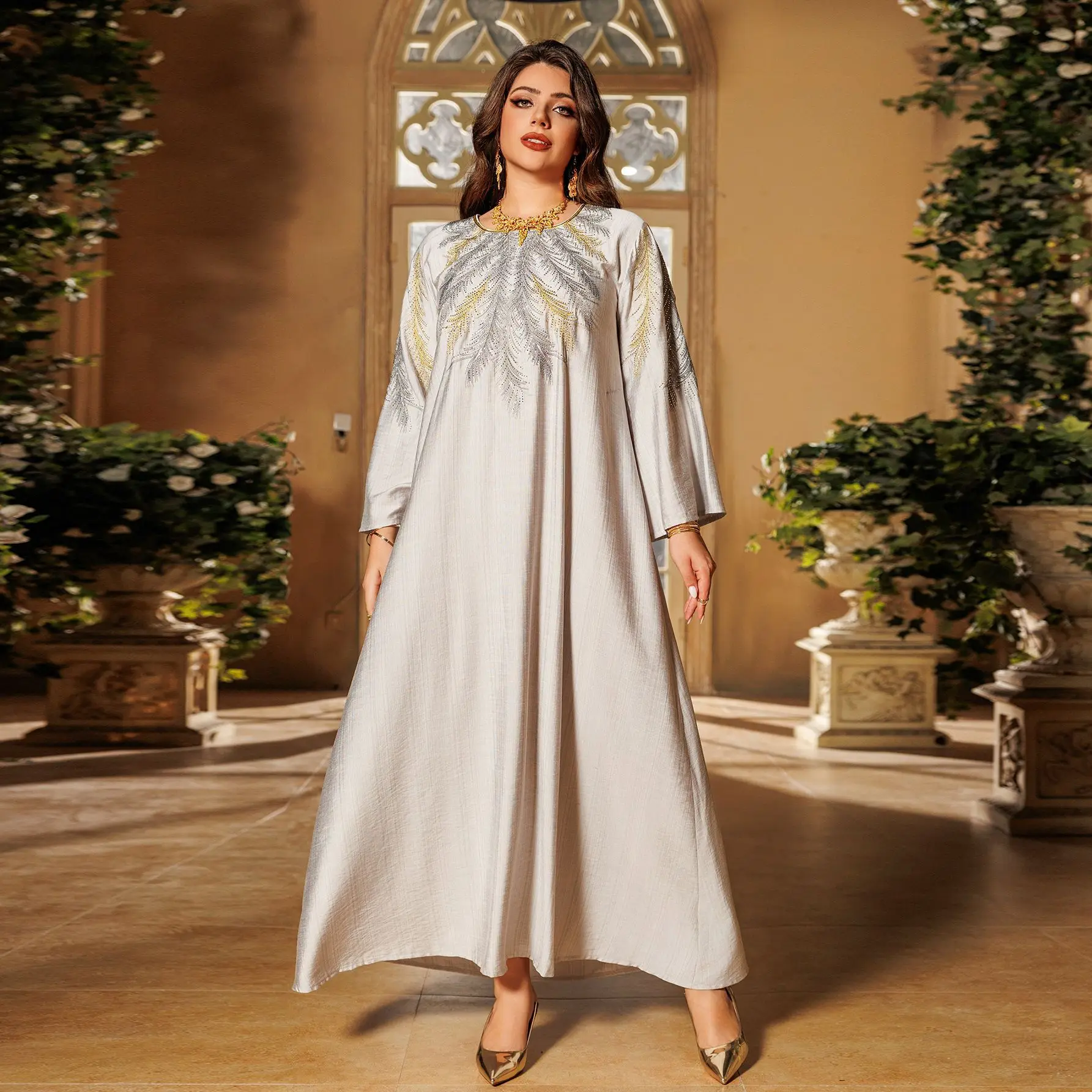 

Elegant Embroidered Gold Stamping Abaya Abayas For Women Robe Dubai Turkey Islam Moroccan Kaftan Muslim Dress African Fashion