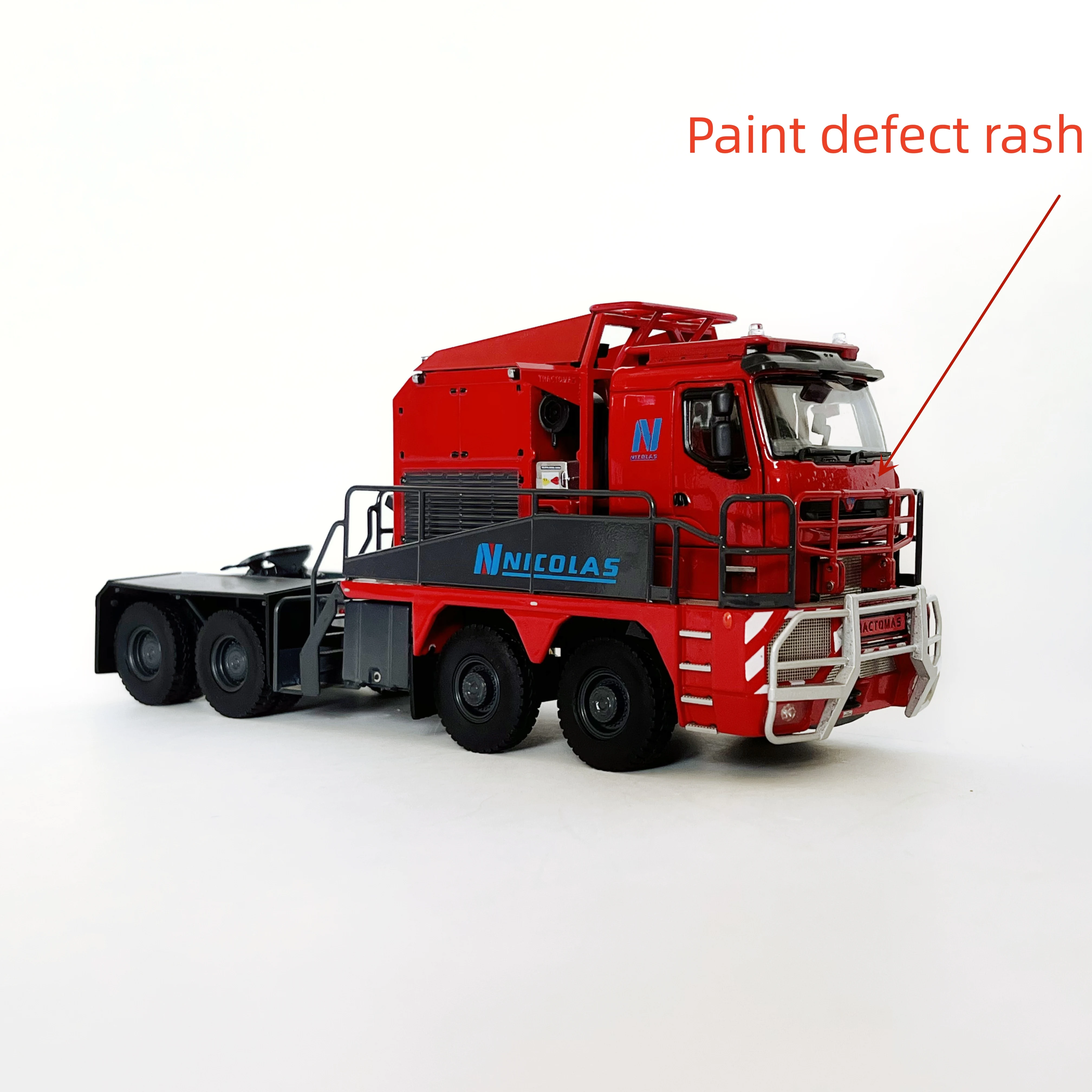 Tonkin Nicolas Tractomas 4-Axle Truck Tii Group Red 1:50 scale Die-Cast Collection Model Paint defects