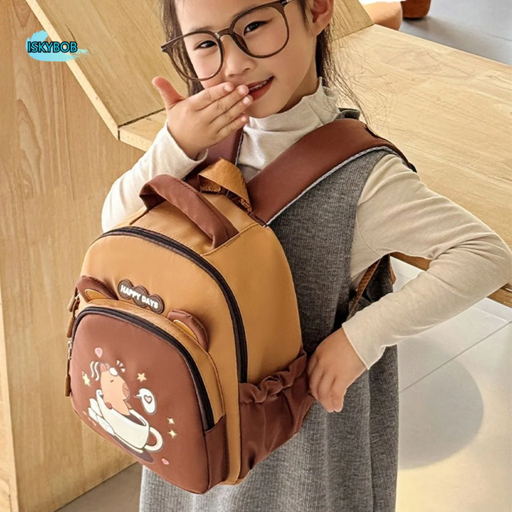 

Детский рюкзак с изображением капибары, легкий, милый, с несколькими карманами и регулируемыми лямками