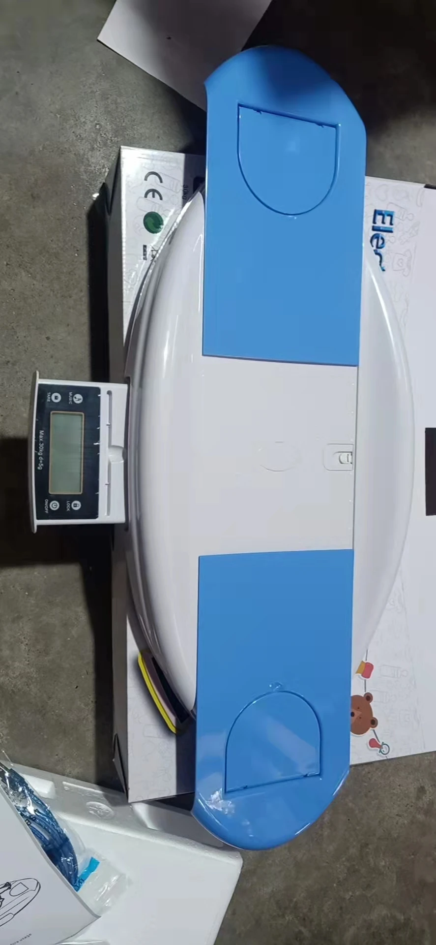 ميزان رقمي للأطفال (الوزن والارتفاع) #3