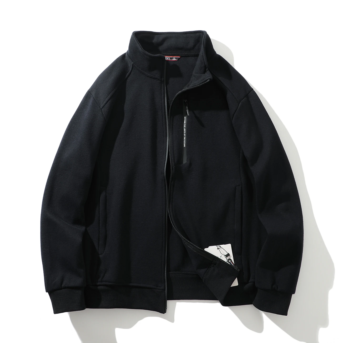 

Осенняя мужская куртка с воротником-стойкой - модная и повседневная, с флисовым полосатым вязаным кардиганом и универсальным толстым пальто.