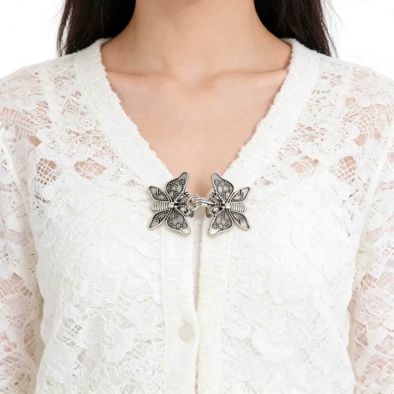 4Pcs Vintage Metal Butterfly Cardigan Clips for Women Retro Sweater Shawl Clips Blouse Dress Cinch Fasteners Shirt Collar Brooch