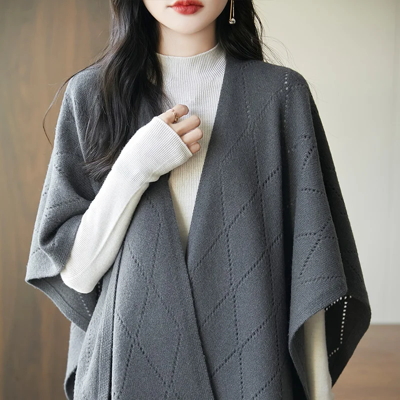 2024 autumn and winter new women\'s 100% merino wool cashmere sweater casual knitted solid color shawl fashion coat.