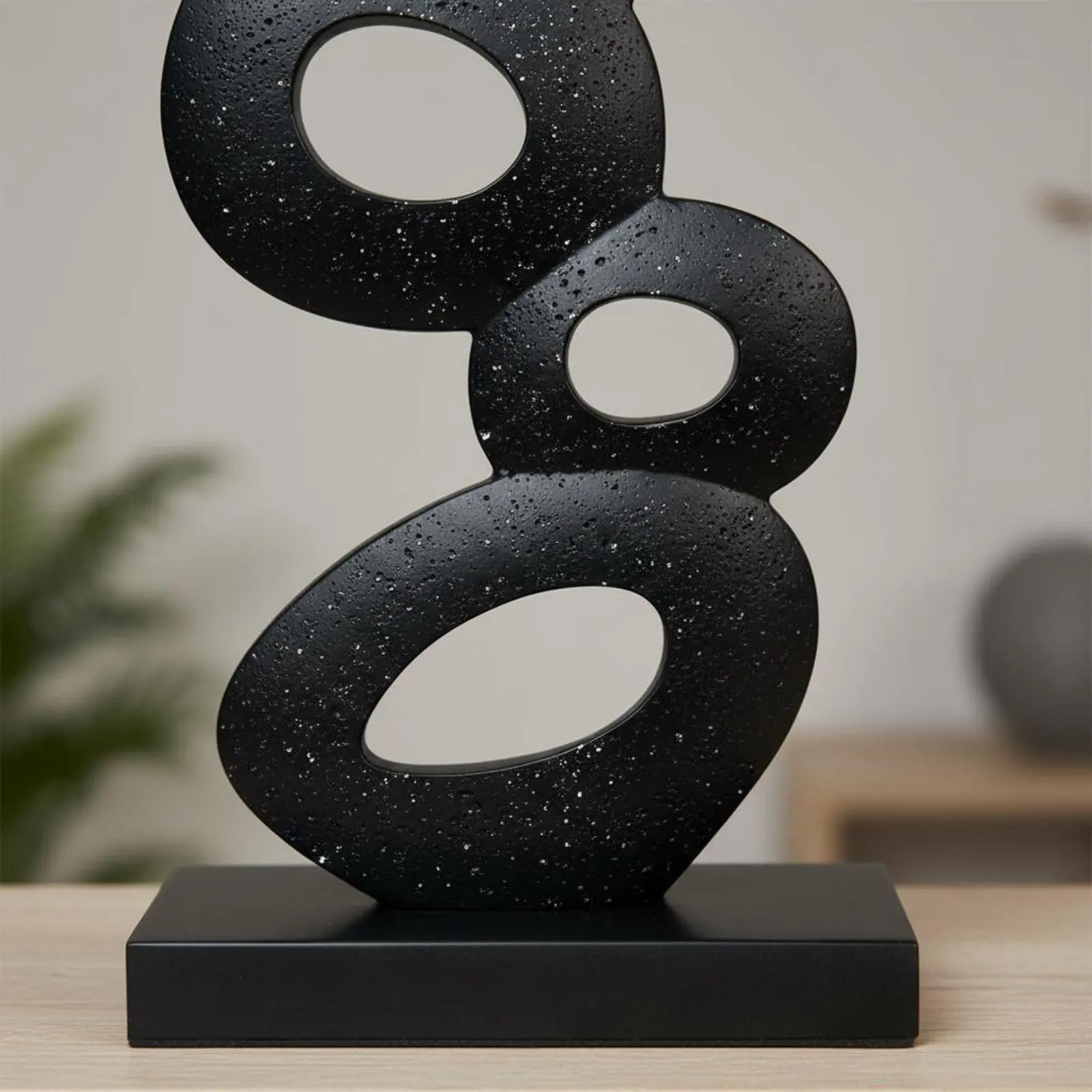 

Geometric Tabletop Statue Modern Minimalist Abstract Hoop Statue Table Ornament Gift Idea House Decoration Collectible for Study