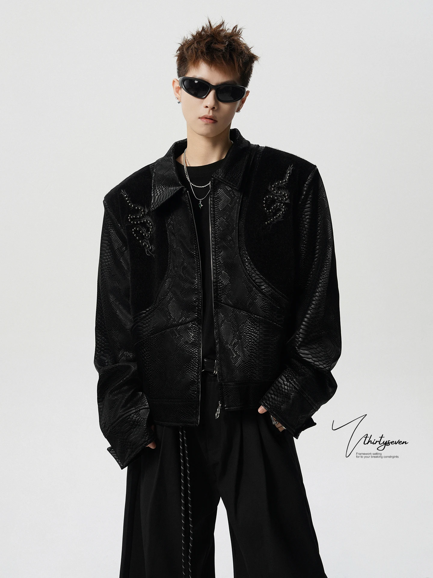 

V37 Snake Skin Pattern Patchwork Men's Leather Jaet Autumn Season American Sle Trendy Brand Embroidery Design Sense Leath...