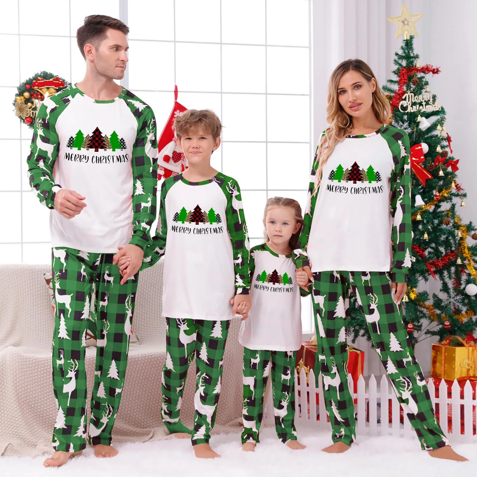 Xmas Family Look Christmas Family Pajamas Santa Tree Patchwork Mother Daughter Matching Clothes Casual Sleepwear Merry Christmas