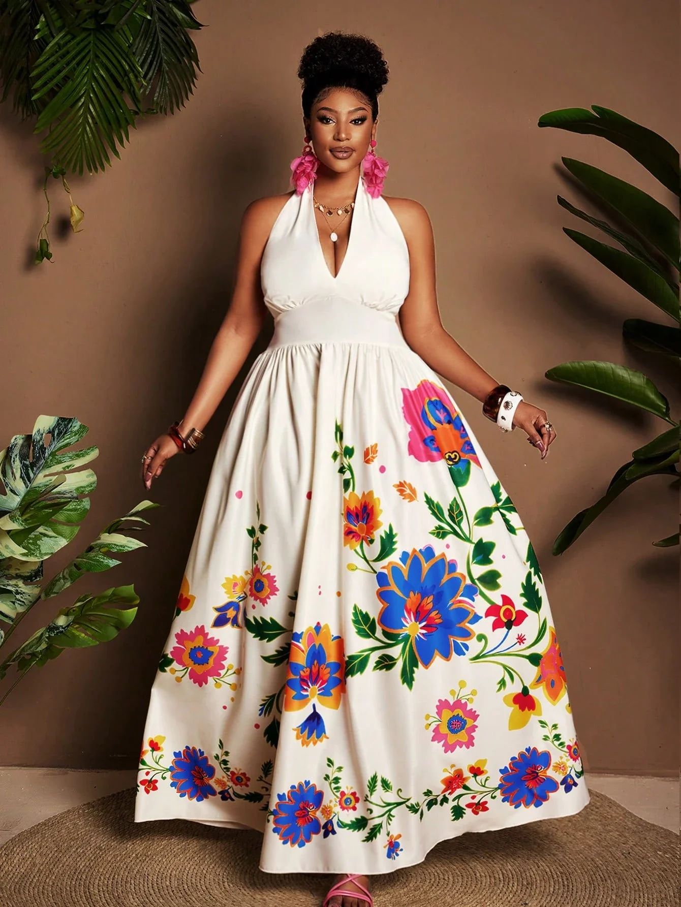 

Plus Size Floral Halter Deep V-Neck A-Line Maxi Dress