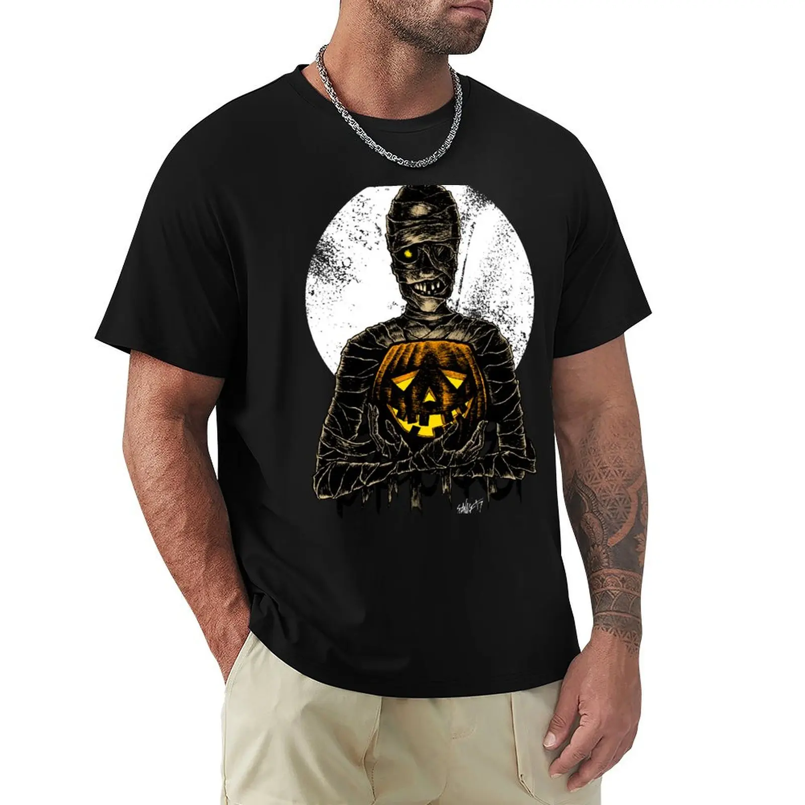 Monster Holiday: Mummy T-Shirt Utility Work Short Sleeve Top