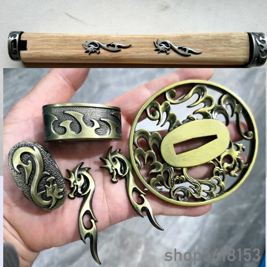 

Сплав tsuba fuchi с ручкой 26 см для японского меча Катаны
