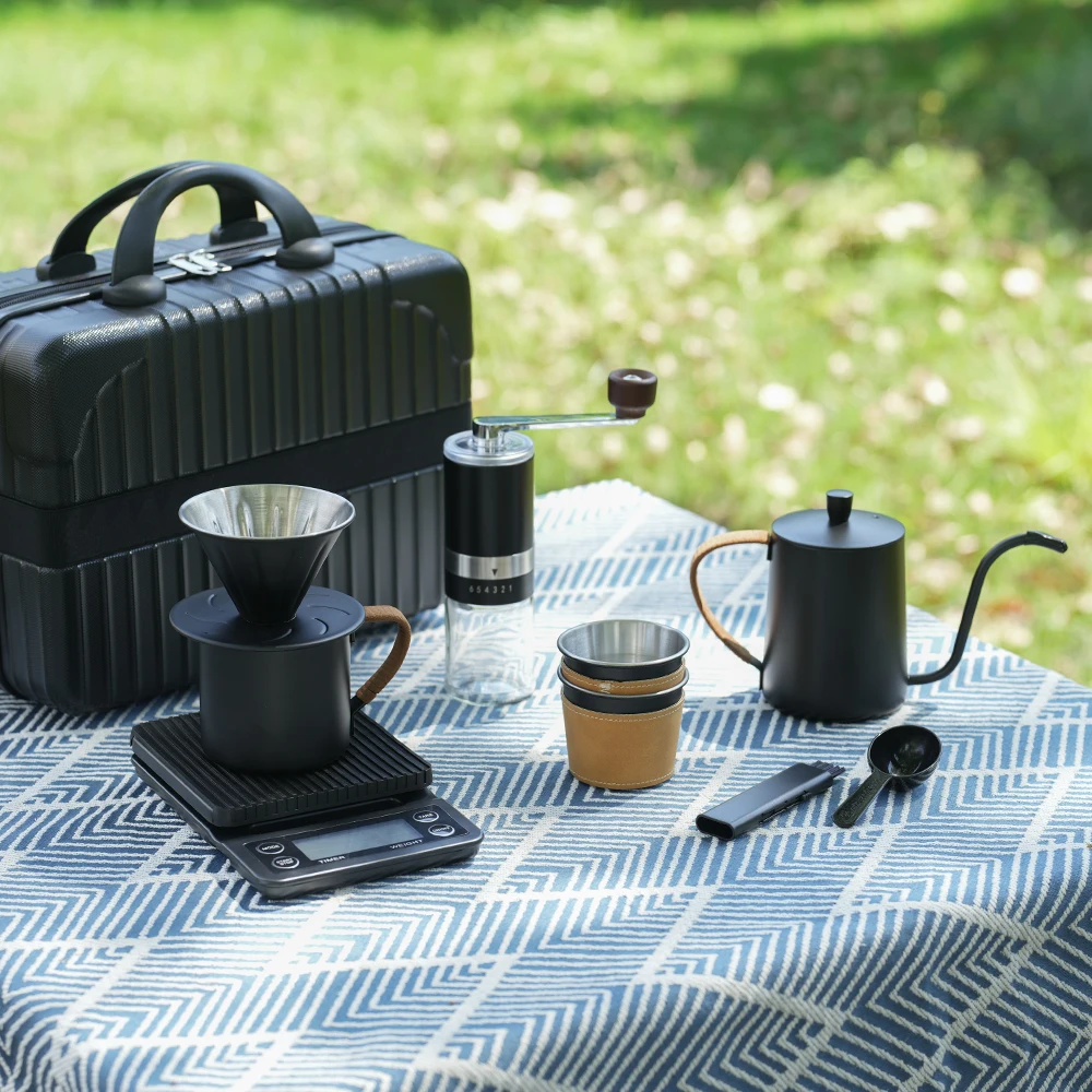 2025 New Arrival Portable 10pcs Coffee Kit Manual Coffee Grinder Glass Jars Maker Filter Drip Business Gift Pour Over Coffee Set