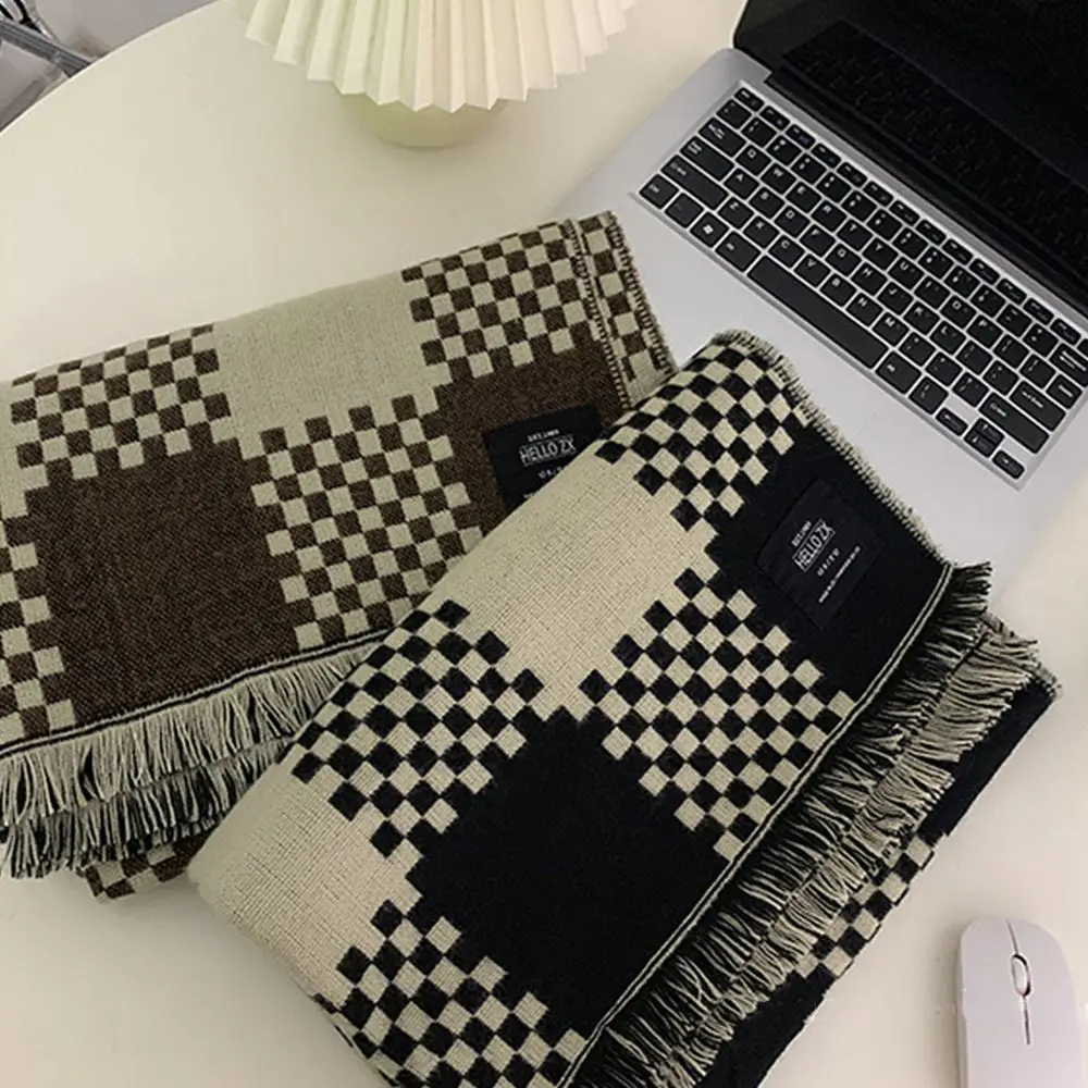 Bufanda larga femenina de lana sintética con borlas y diseño de tablero de ajedrez cálido, bufanda de estilo coreano, chal, accesorios de ropa, bufanda de Otoño Invierno