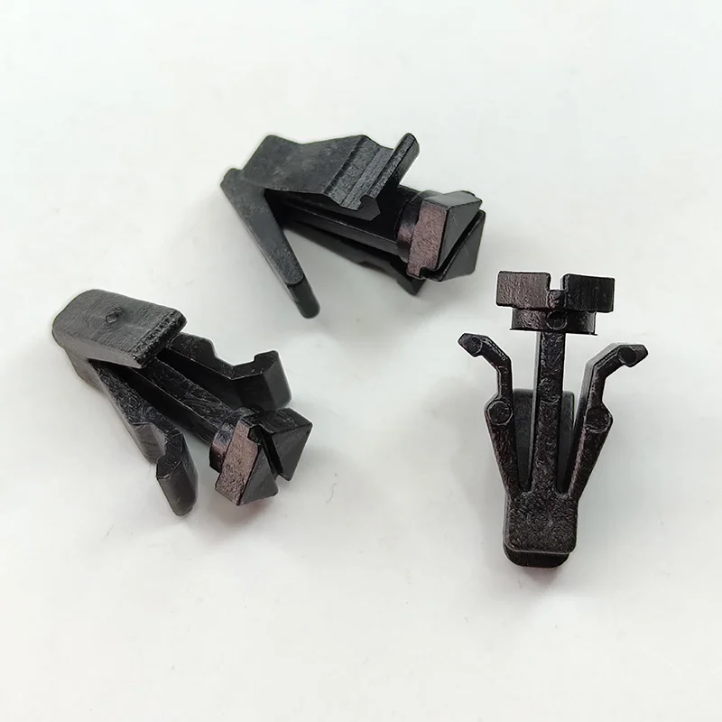 10/20/30x Clips Grille Retainer 76882-0M060 768820M060 For Nissan Frontier Navara D22 1998-2005 Sunny B14 Fastener