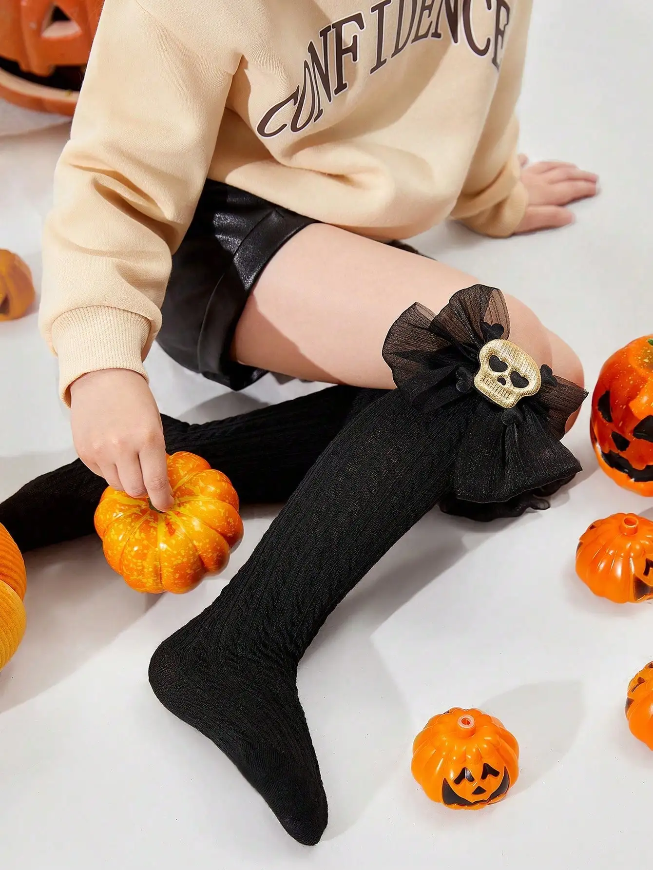 1 pair of baby girl Halloween high socks suitable for 0-8 years old