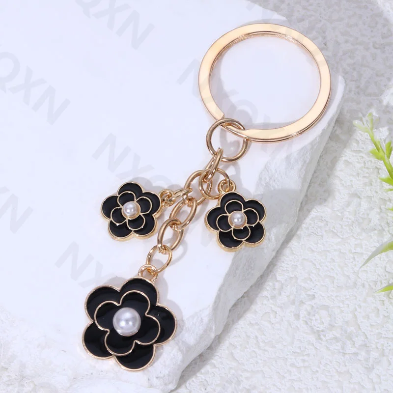 Pretty Elegant Preal Keychain Black White Flowers Plant Key Ring For Women Girl Friendship Gift Handmade Jewelry Set