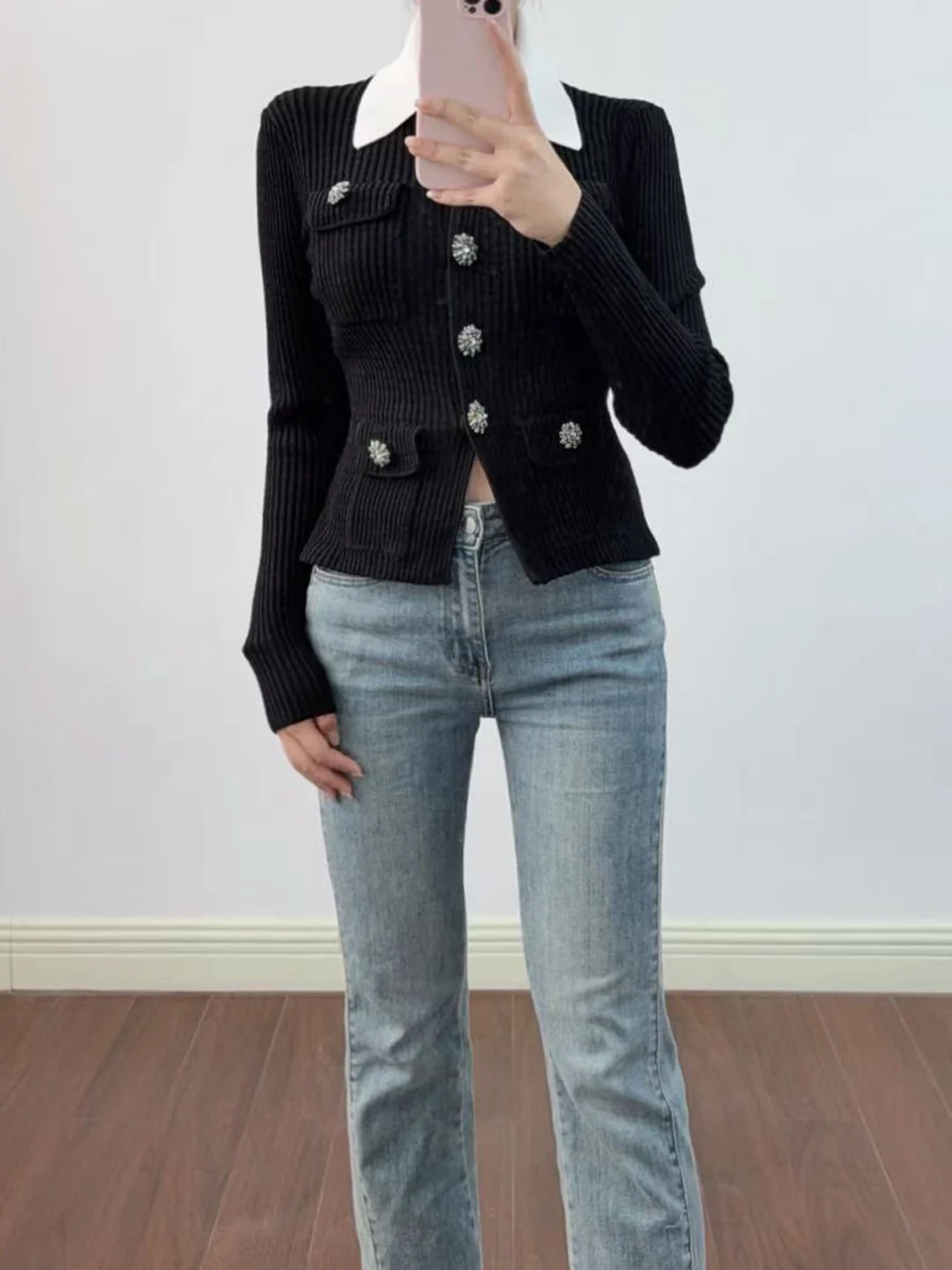 

Early Spring Black Turn-down Collar Knitted Sweater Women's Heavy-duty Button Slim Long Sleeve Top DBNY Fashion