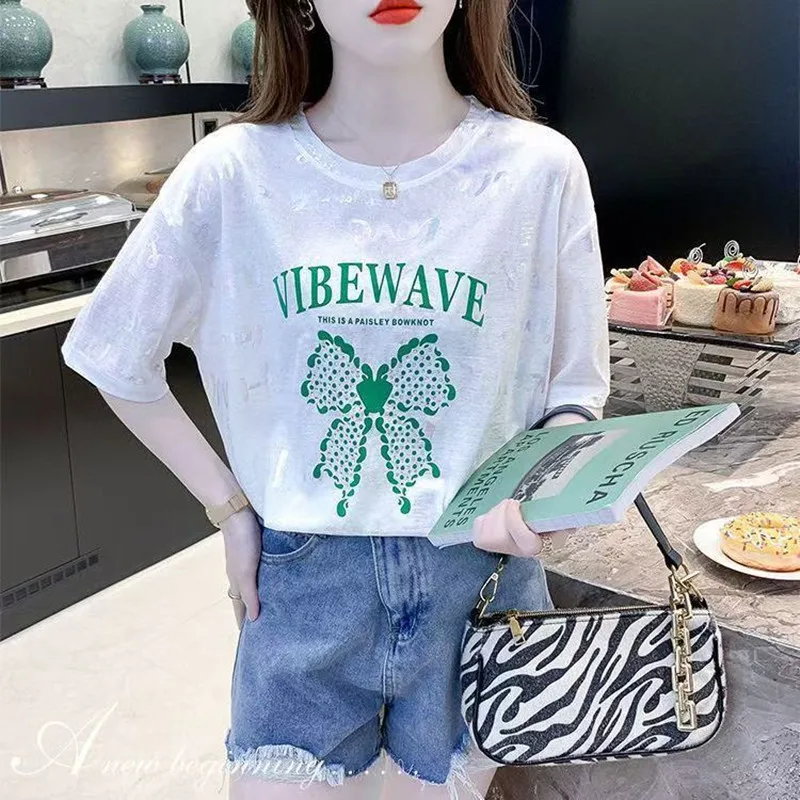 

Fahison New Summer Top Y2k Tees 2025 Сексуальные белые розовые футболки с коротким рукавом и круглым вырезом, свободные шикарные футболки с буквенным принтом и блестками в корейском стиле