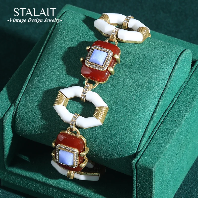 

Vintage Geometric Violet Lip Bracelet Natural Stone White Square Red Gold Color Luxury Dubai Jewelry Girlfriend Gift Accessories