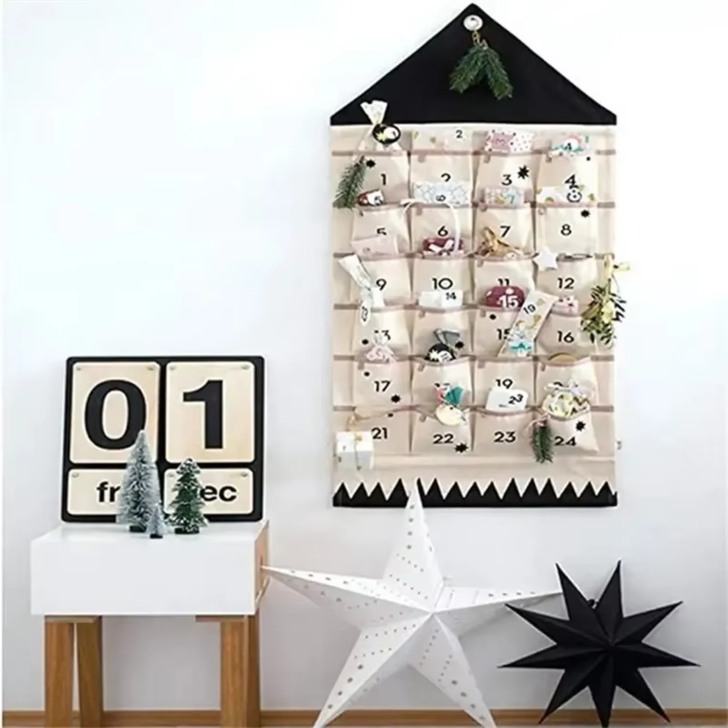 Christmas Advent Calendar Canvas Hanging  Xmas Countdown Decoration with Pockets for Kids Room  Ornament