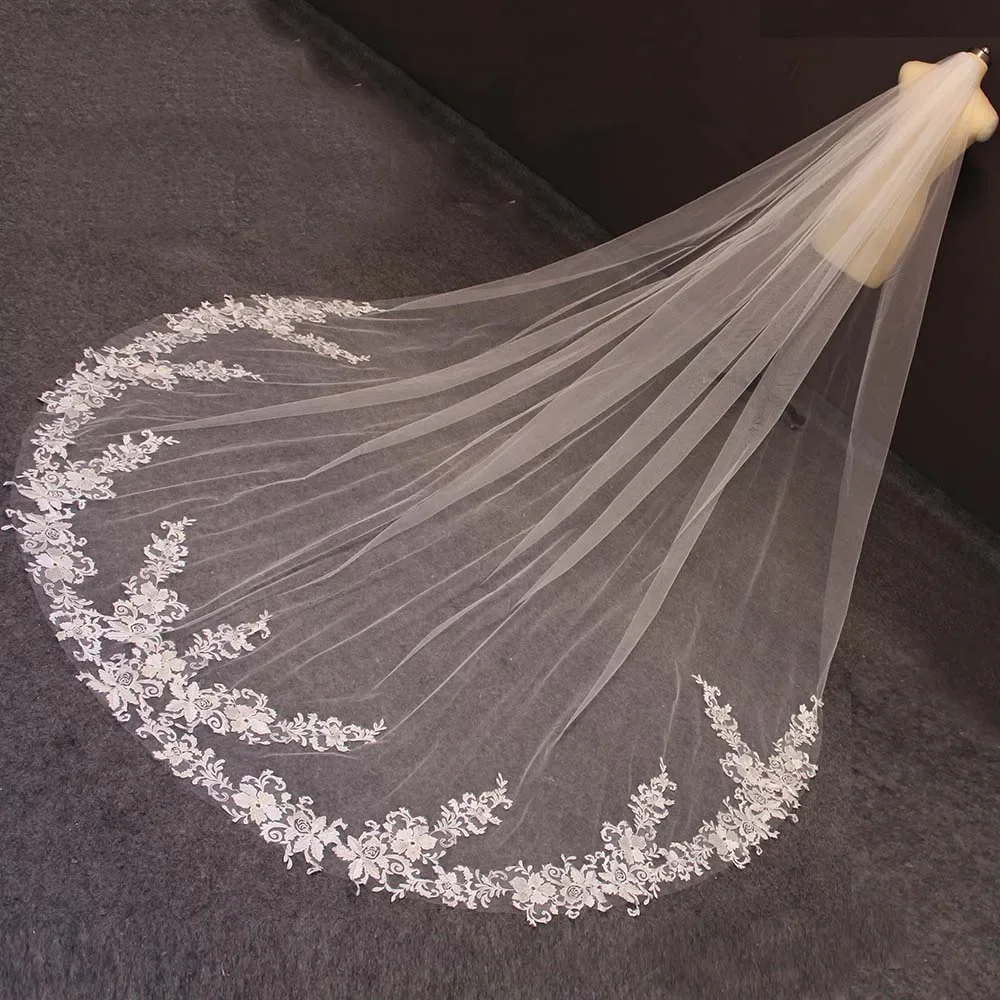 

Customized Beautiful Long Wedding Veil Lace Appliques Cathedral Bridal Veil with Comb White Ivory 3 M Veil Wedding Accessories
